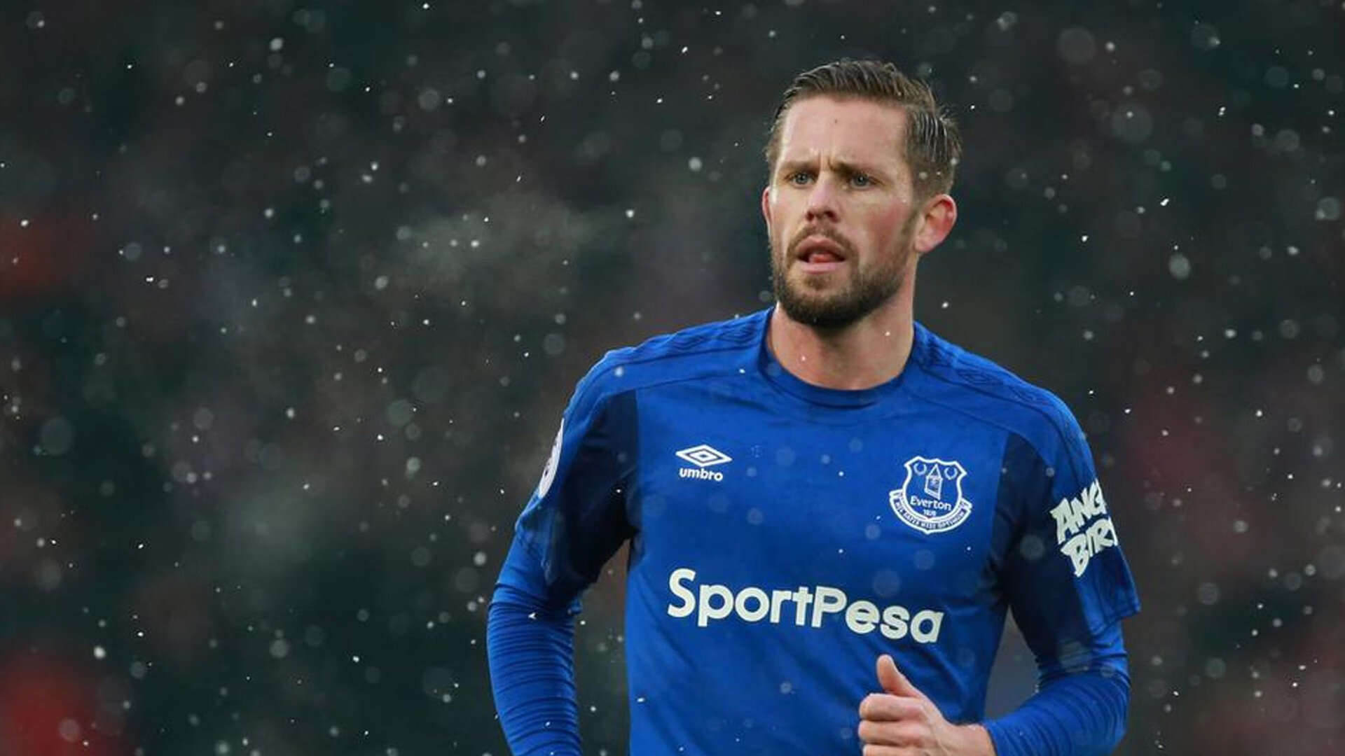 约翰·恩多耶-布鲁阿尔稳定发挥赢得满堂彩，多恩布什